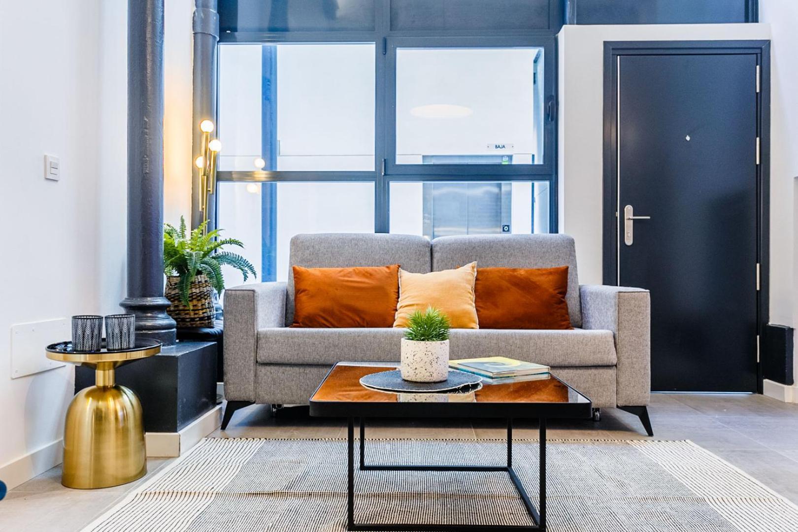 Amplisimo Y Coqueto Apartamento De Lujo Y Diseno En Pleno Centro 塞维利亚 外观 照片